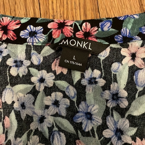 MONKI Floral Dress - Picture 4 of 4
